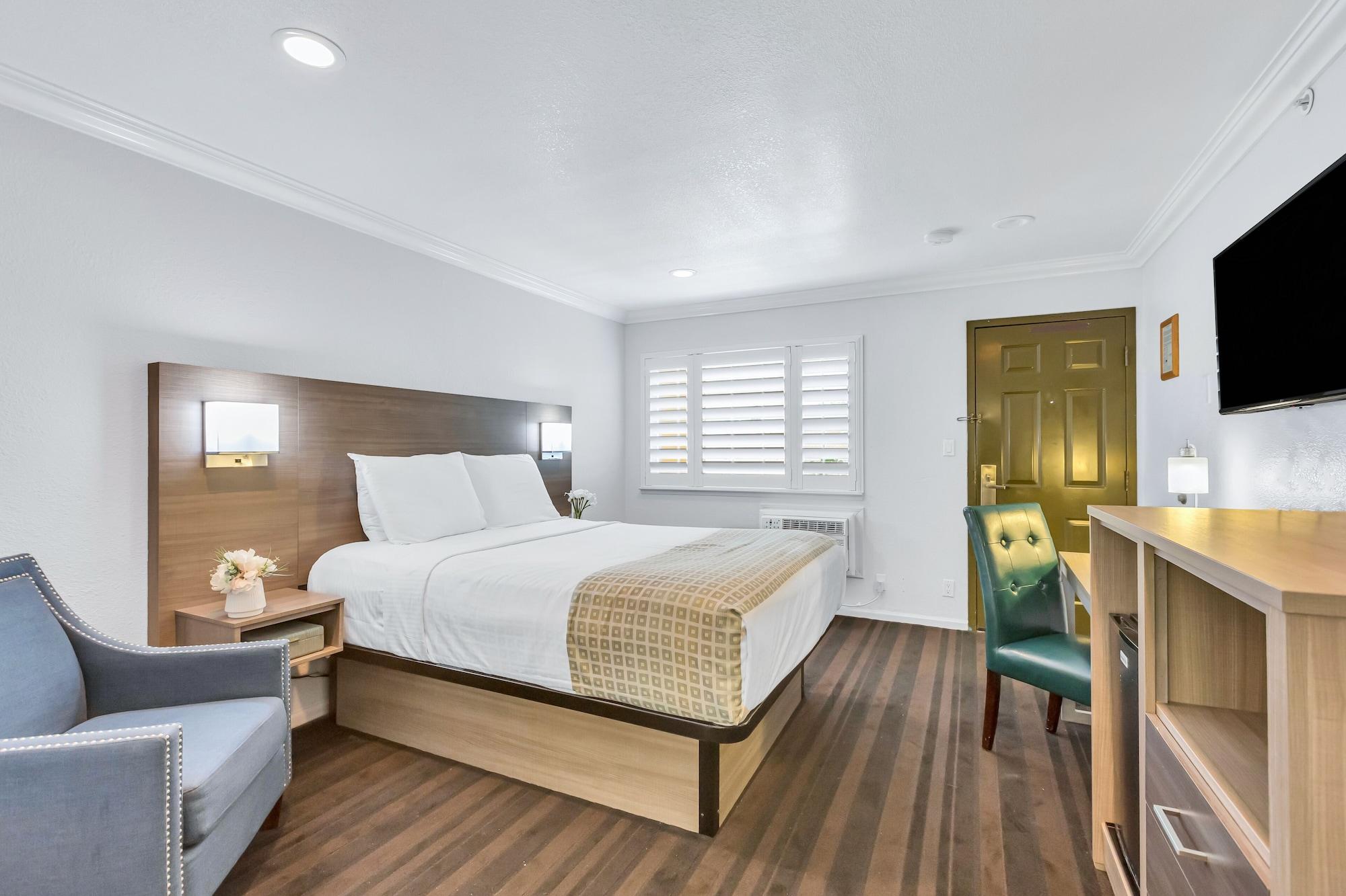 Napa Valley Hotel & Suites Esterno foto