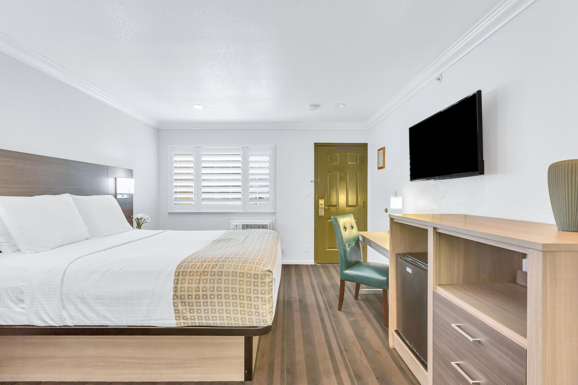 Napa Valley Hotel & Suites Esterno foto